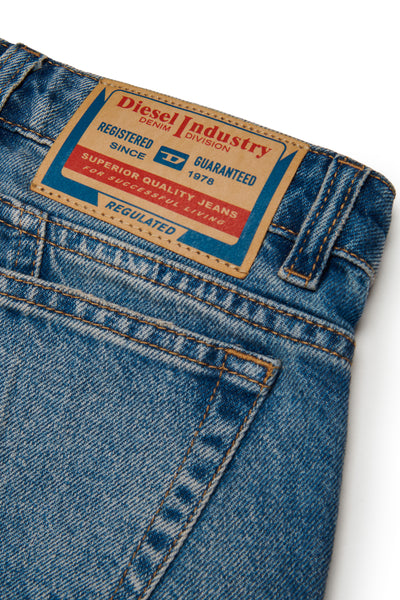 Jeans in denin blu chiaro per bambina Diesel J02343 K01 