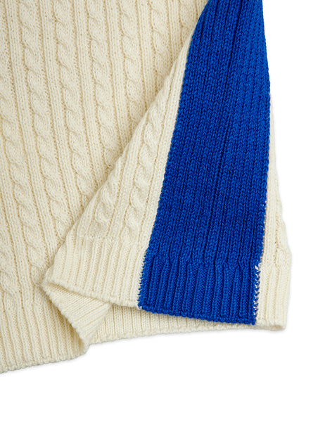 Shorts in maglia ricamata panna con dettagli blu per bambino Mini Rodini 2663010311 OFFWHITE 