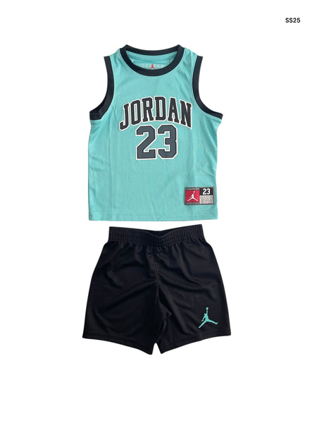 Completo jordan in mesh con logo per neonato e bambino