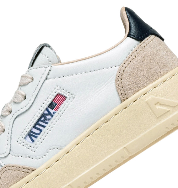 Sneankers in pelle e suede con dettaglio blu  per bambini Autry KULK FS06 