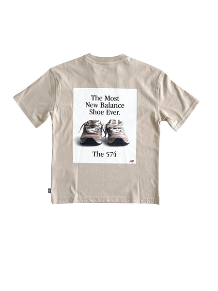 T-shirt sabbia con logo per bambino New Balance YT61A21A TIMBERWOLF 