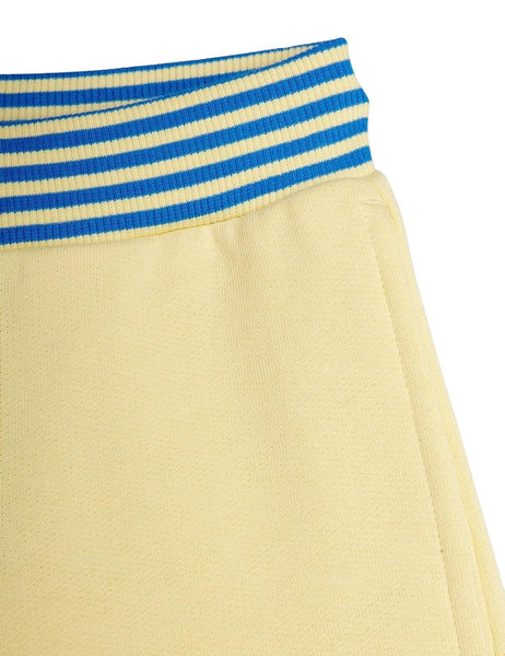 Shorts gialli in felpa per neoanata e bambina Mini Rodini 2623014023 YELLOW 