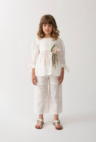 Pantalone bianco con ricamo per bambina