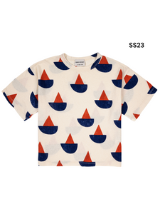 T-shirt con stampa barca a vela all over per neonati e bambini